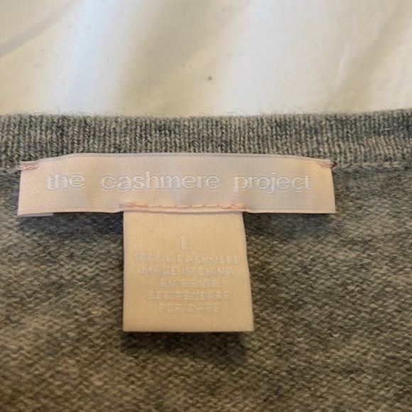 The cashmere project size L , grey sweater with black star - Picture 2 of 3